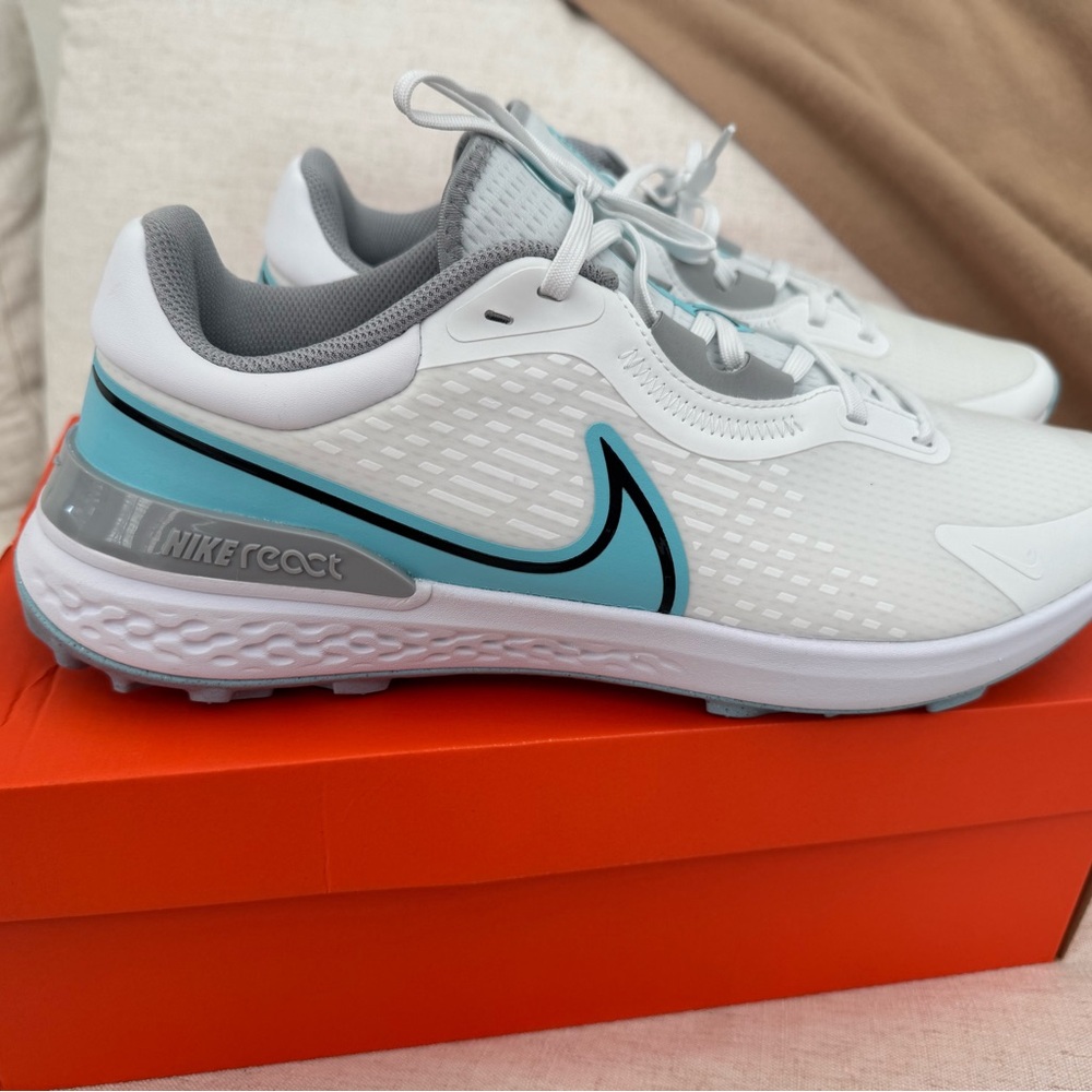 Nike Infinity Pro 2 brand new Golf Shoes